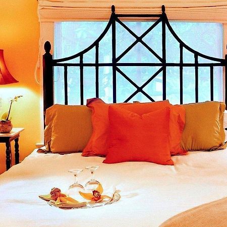 The Orchid Inn At Santa Bárbara Habitación foto